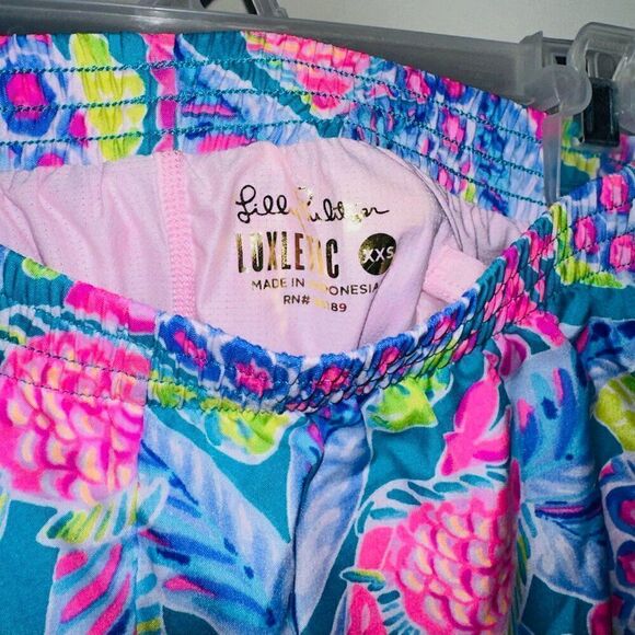 Lilly Pulitzer Ocean Trail Short - Turtle Wave SIZE XXS - Picture 3 of 3